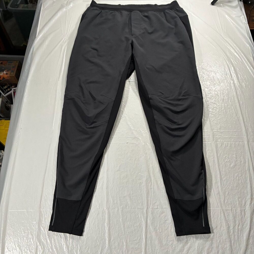 Lululemon Switch Up Pants Mens Large Black Gray Performance Tapered Jogger